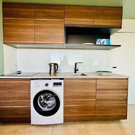 Apartment : 2 Pieces Avec Jardin Prive, Terrasse Et Parking A 2 Pas De La Cote - Fr-1-478-299 *